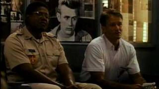 Good Morning Vietnam - Trailer. thumbnail