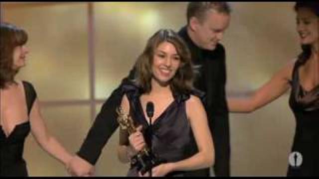 Sofia Coppola winning Best Original Screenplay thumbnail