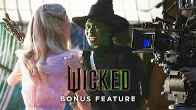 Ariana Grande & Cynthia Erivo Singing Live On Wicked Set thumbnail